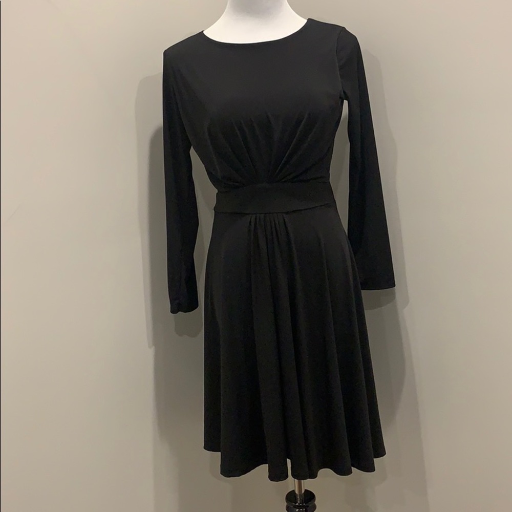 Black long sleeve dress